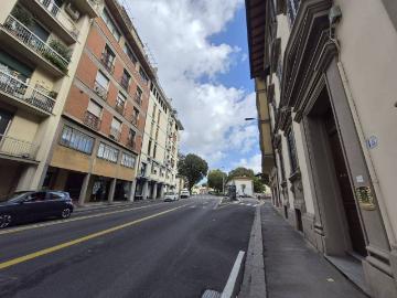 Palazzo / Stabile in vendita a Firenze FI