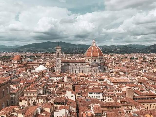 Palazzo / Stabile in vendita a Firenze FI