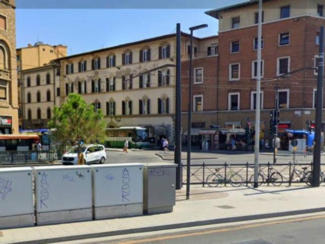 Palazzo / Stabile in vendita a Firenze FI