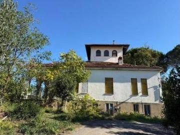 Palazzo / Stabile in vendita a Firenze FI
