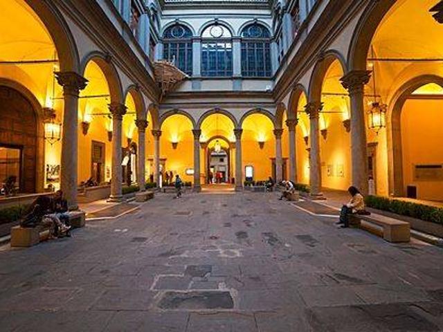 Palazzo / Stabile in vendita a Firenze FI