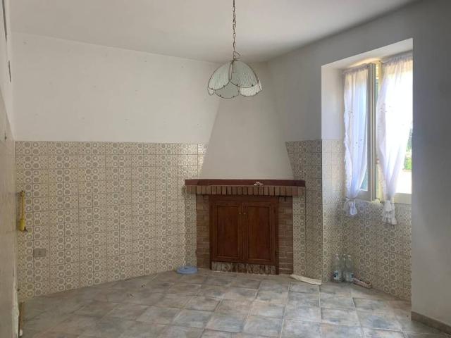 Palazzo / Stabile in vendita a Florinas SS