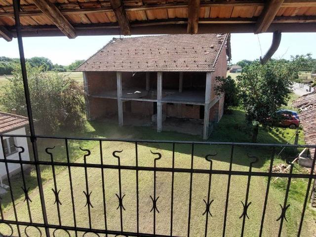 Palazzo / Stabile in vendita a Fontaneto d'Agogna NO