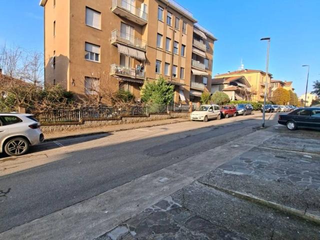 Palazzo / Stabile in vendita a Fornovo di Taro PR