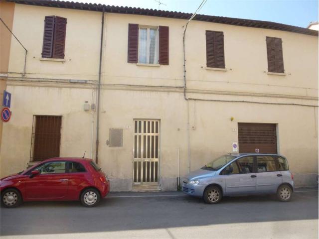 Palazzo / Stabile in vendita a Forlì FC