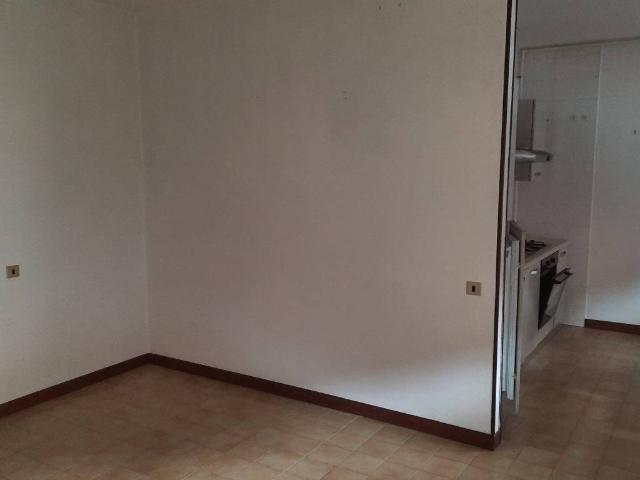 Palazzo / Stabile in vendita a Frosinone FR