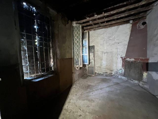 Palazzo / Stabile in vendita a Gualtieri RE