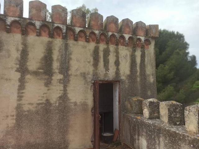 Palazzo / Stabile in vendita a Gualtieri Sicaminò ME