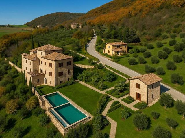 Palazzo / Stabile in vendita a Gubbio PG