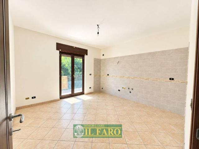 Palazzo / Stabile in vendita a Galluccio CE