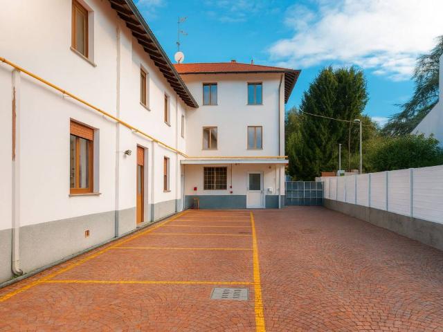 Palazzo / Stabile in vendita a Gallarate VA