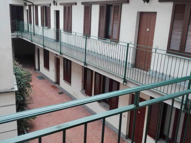 Palazzo / Stabile in vendita a Gallarate VA