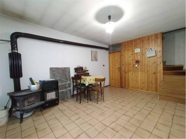 Palazzo / Stabile in vendita a Garessio CN