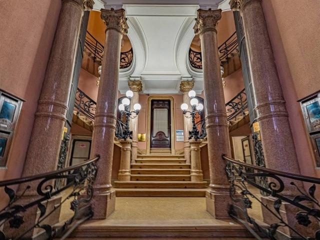 Palazzo / Stabile in vendita a Genova GE
