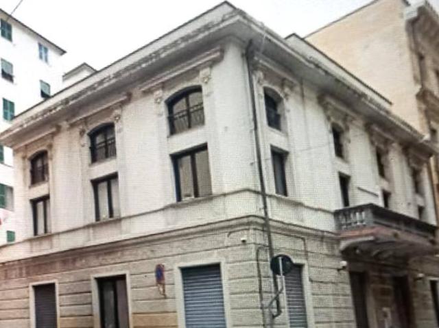 Palazzo / Stabile in vendita a Genova GE