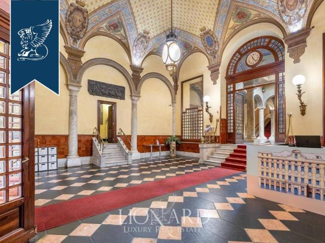 Palazzo / Stabile in vendita a Genova GE