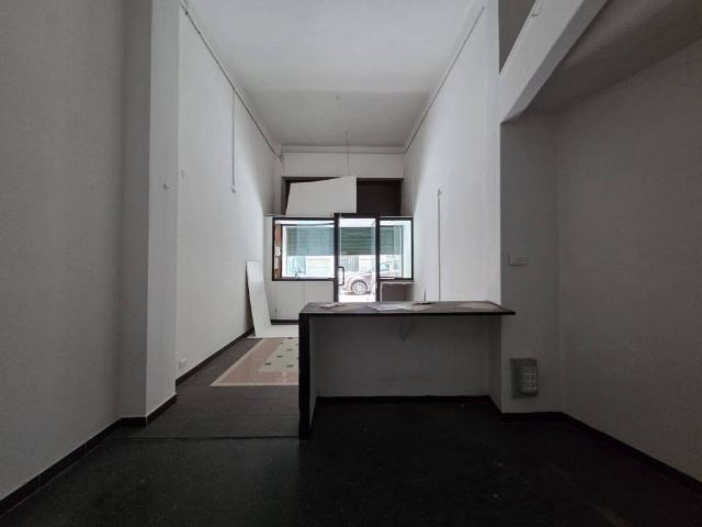 Palazzo / Stabile in vendita a Genova GE