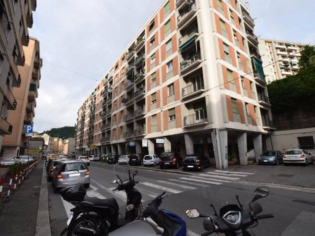Palazzo / Stabile in vendita a Genova GE