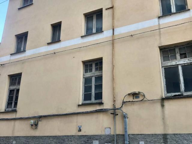 Palazzo / Stabile in vendita a Genova GE