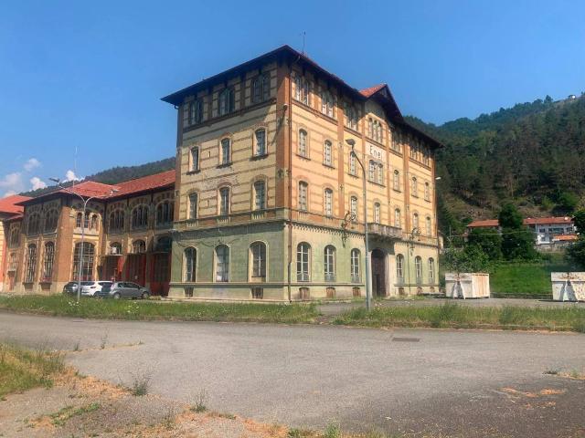 Palazzo / Stabile in vendita a Germagnano TO