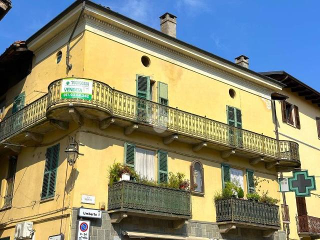 Palazzo / Stabile in vendita a Giaveno TO