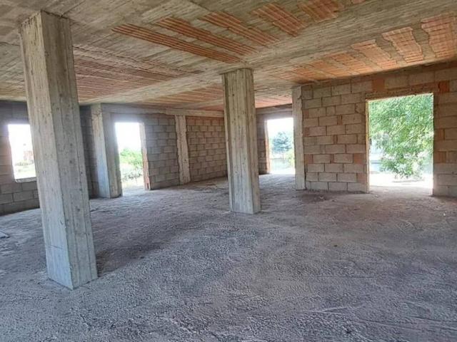 Palazzo / Stabile in vendita a Giugliano in Campania NA