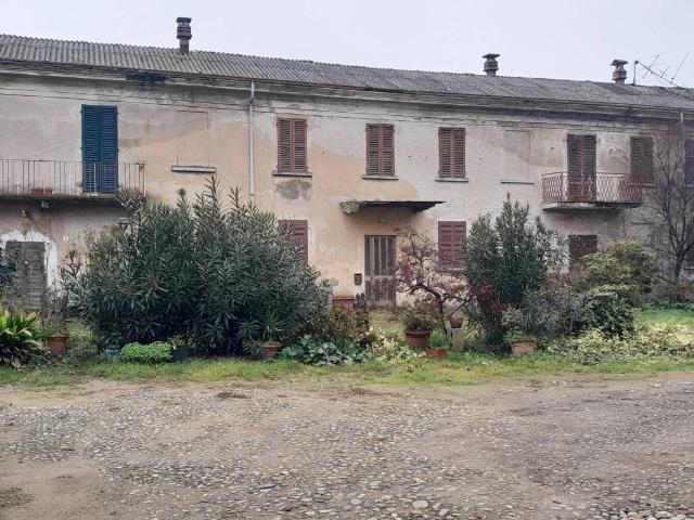 Palazzo / Stabile in vendita a Granozzo con Monticello NO