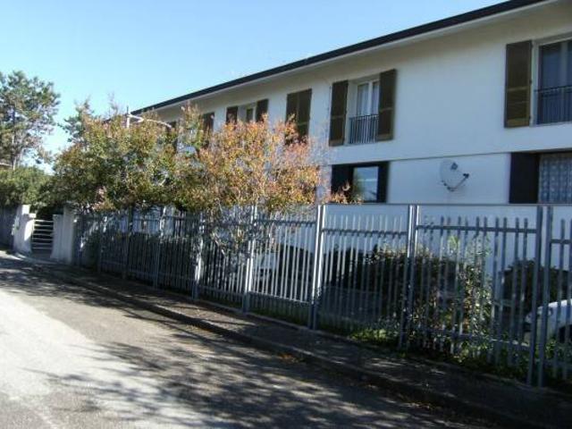 Palazzo / Stabile in vendita a Gradisca d'Isonzo GO
