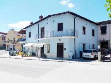 Palazzo / Stabile in vendita a Greccio RI