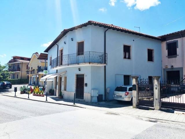 Palazzo / Stabile in vendita a Greccio RI