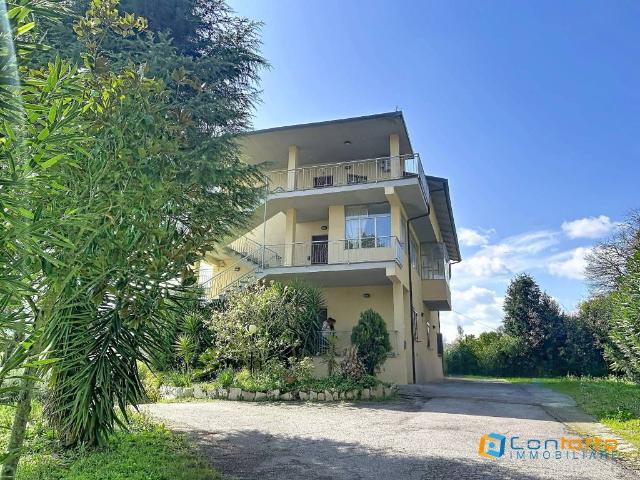 Palazzo / Stabile in vendita a Grottammare AP