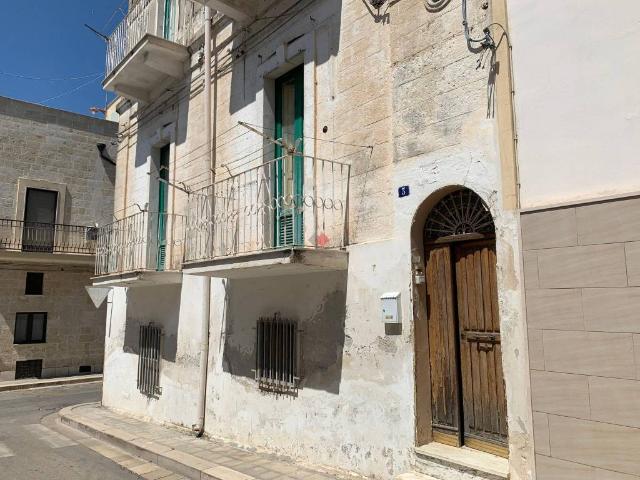 Palazzo / Stabile in vendita a Grottaglie TA