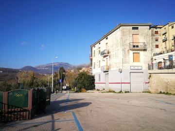 Palazzo / Stabile in vendita a Isernia IS