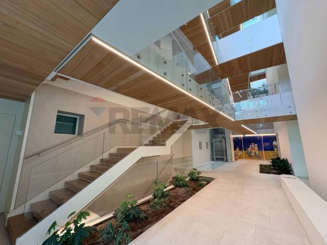 Palazzo / Stabile in vendita a Jesolo VE