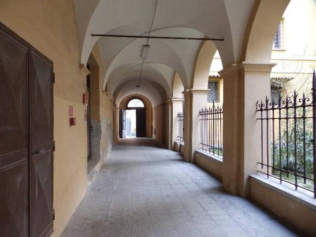 Palazzo / Stabile in vendita a Jesi AN