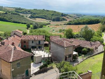 Palazzo / Stabile in vendita a Lu e Cuccaro Monferrato AL