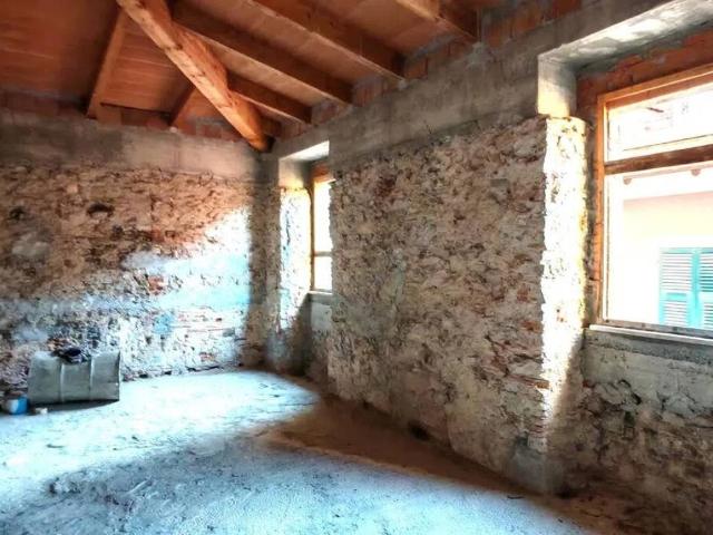 Palazzo / Stabile in vendita a La Spezia SP