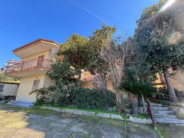 Palazzo / Stabile in vendita a Lamezia Terme CZ