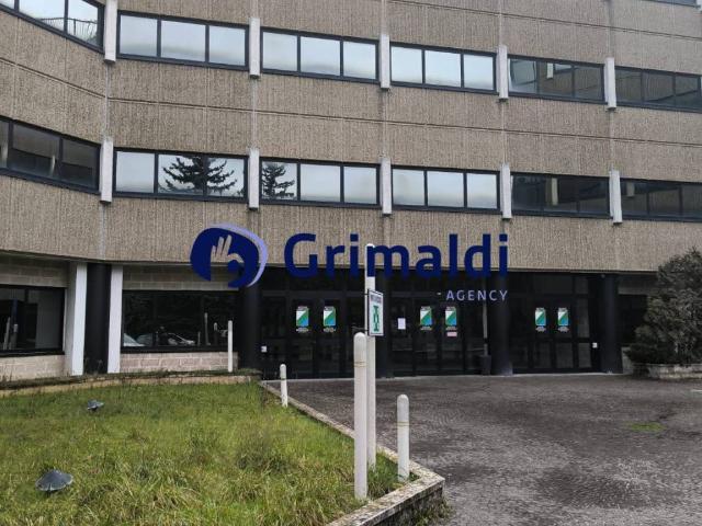 Palazzo / Stabile in vendita a L'Aquila AQ