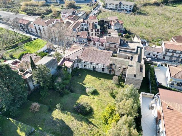Palazzo / Stabile in vendita a Lauro AV