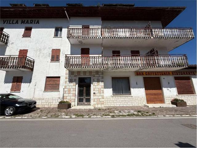 Palazzo / Stabile in vendita a Lavarone TN