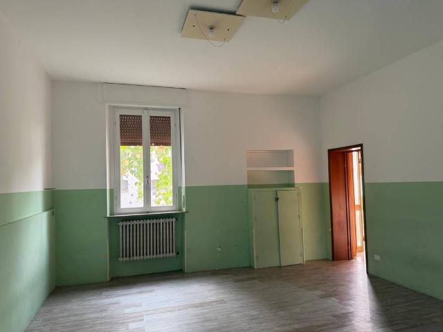 Palazzo / Stabile in vendita a Legnano MI