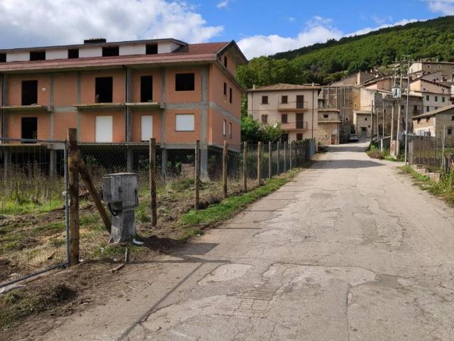 Palazzo / Stabile in vendita a Leonessa RI