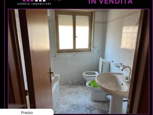 Palazzo / Stabile in vendita a Lentini SR
