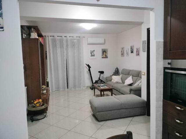 Palazzo / Stabile in vendita a Lentini SR