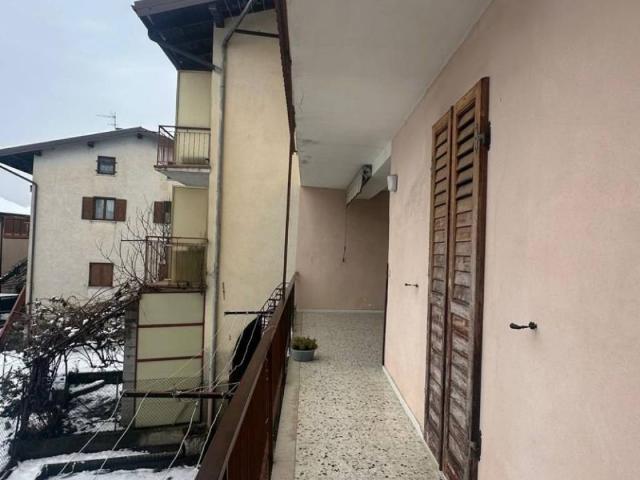 Palazzo / Stabile in vendita a Levico Terme TN