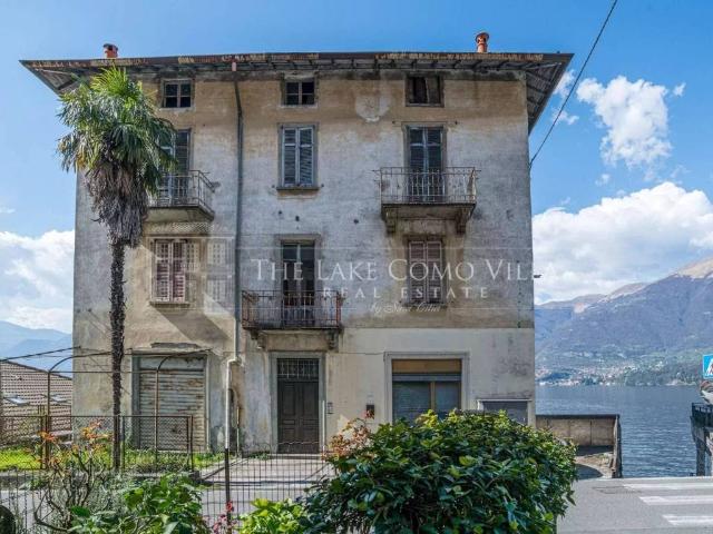 Palazzo / Stabile in vendita a Lezzeno CO