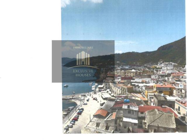 Palazzo / Stabile in vendita a Lipari ME