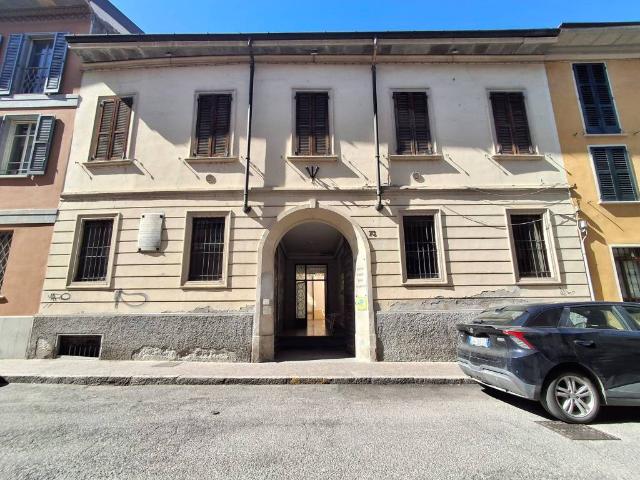 Palazzo / Stabile in vendita a Lodi LO