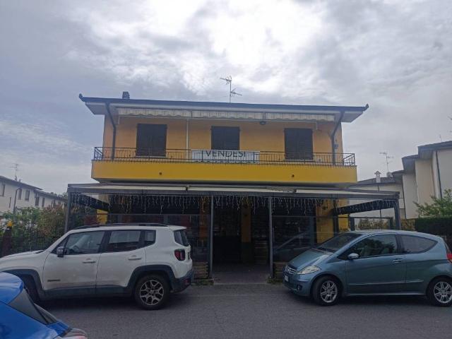 Palazzo / Stabile in vendita a Lodi LO